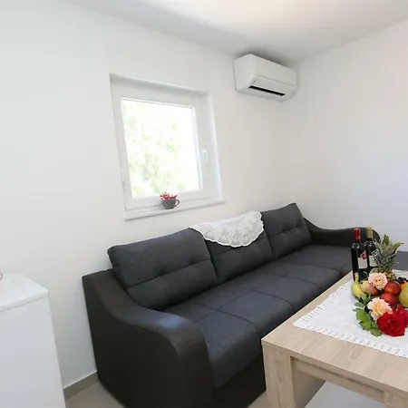 Maric-hlapa Apartman *